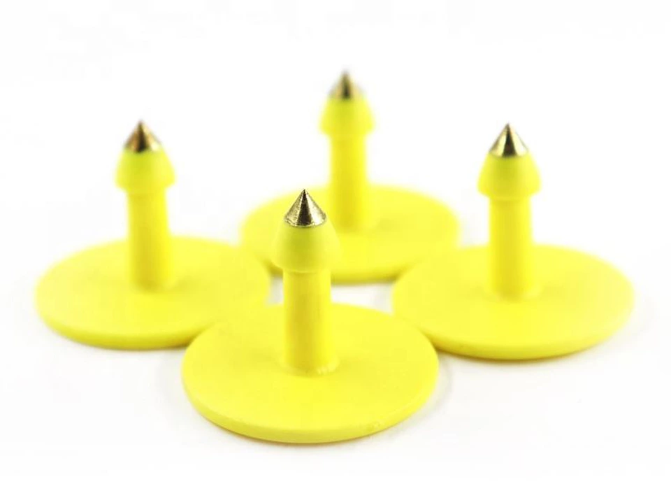 Saleable rfid animal ear tags for managementtracking