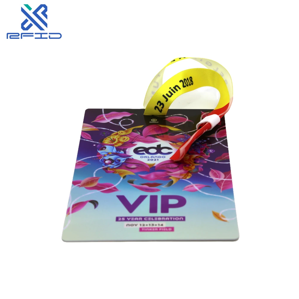 Hole Smart Rfid Chip Event Badges Vip Pass Id Card With Lanyard Customized Size VIP passes Full Color