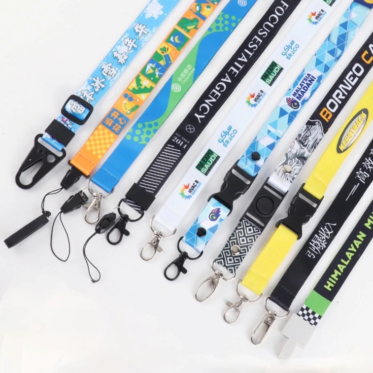 Hole Smart Rfid Chip Event Badges Vip Pass Id Card With Lanyard Customized Size VIP passes Full Color